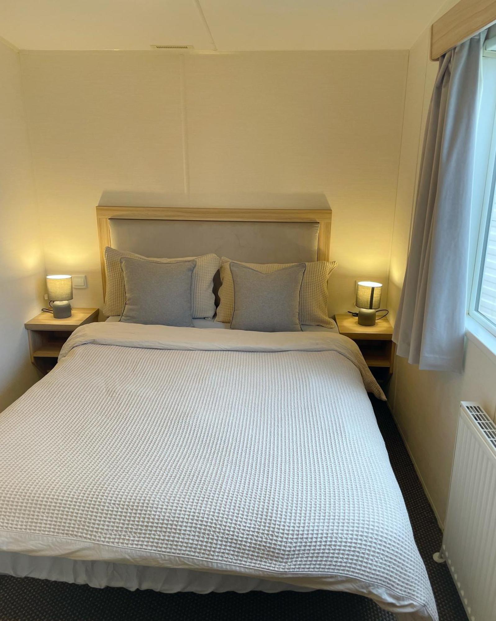 3 Bedroom Luxury Caravan Haven, Marton Mere - Blackpool — Photos 1